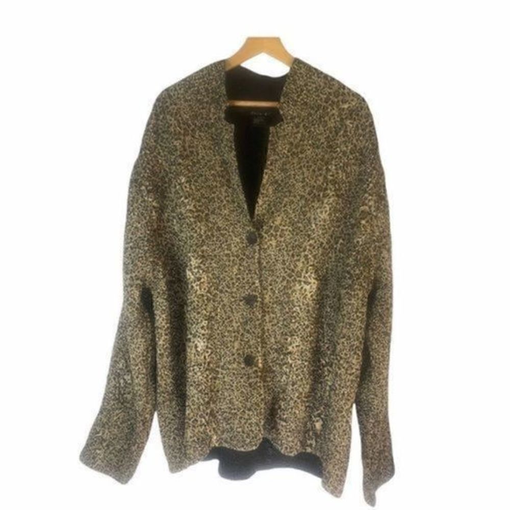 Tally Ho Leopard Print Jacket 1x Button Front Top - image 7